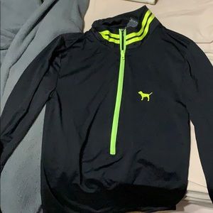 Half zip pull over